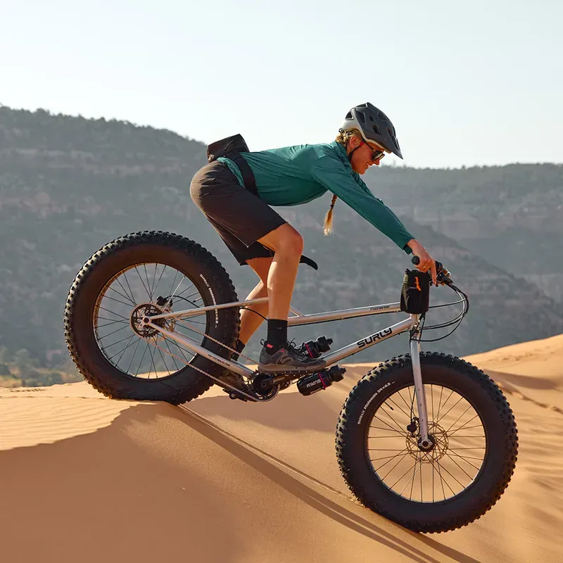 Surly Moonlander 2.0 Fat Bike Grey-2