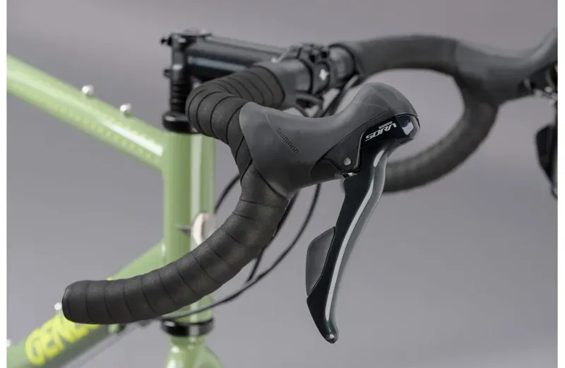 Genesis CDA 20 Gravel Bike in Green-3