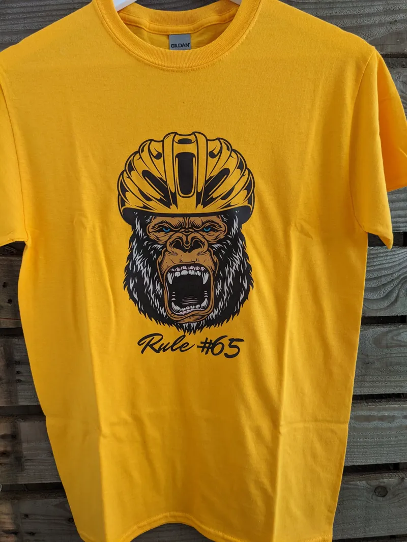Rule 65 - Angry Gorilla - T-shirt - Yellow