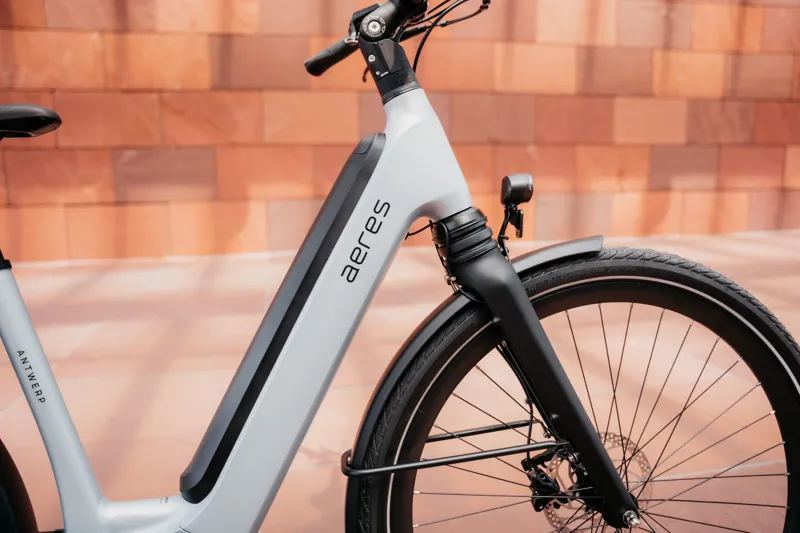 Aeres Antwerp AP5 Silver in Tethys Silver-7