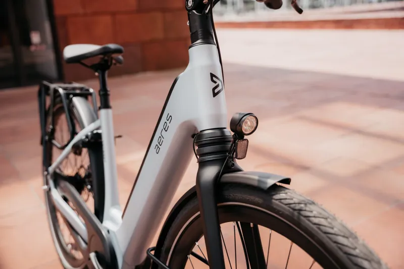 Aeres Antwerp AP5 Silver in Tethys Silver-2