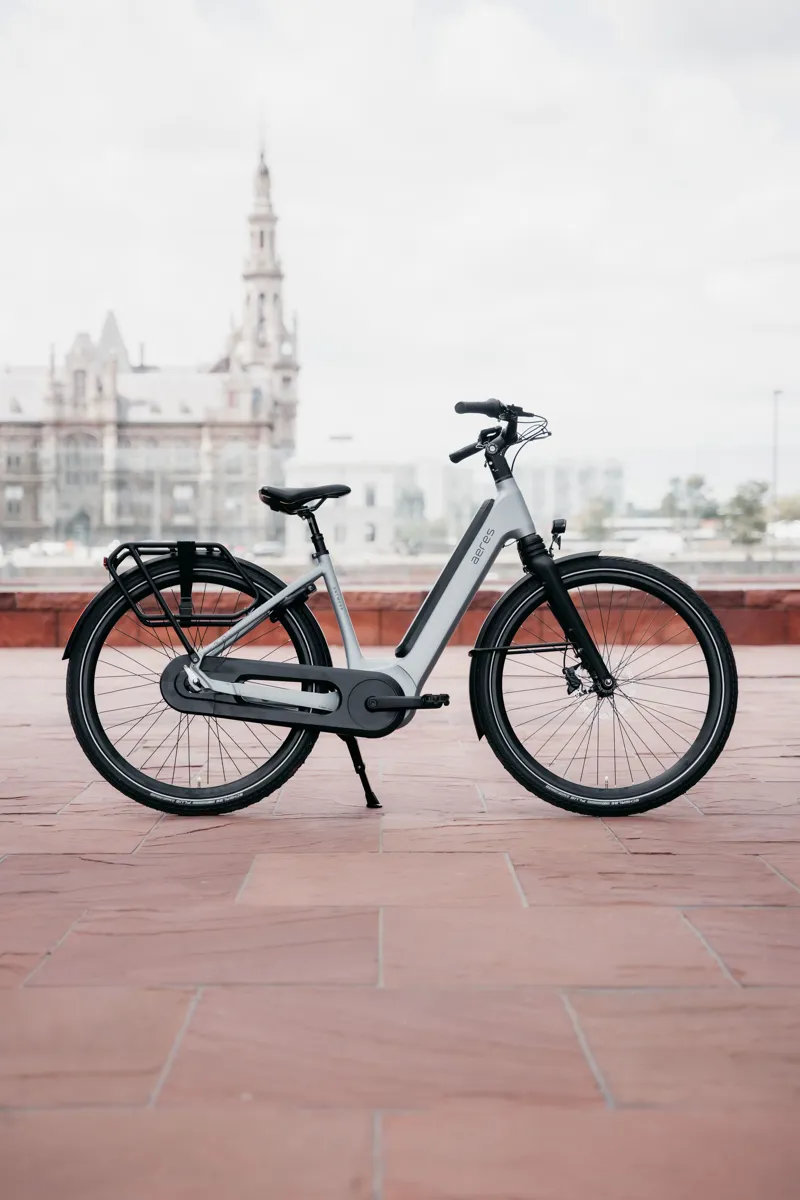 Aeres Antwerp AP5 Silver in Tethys Silver-8