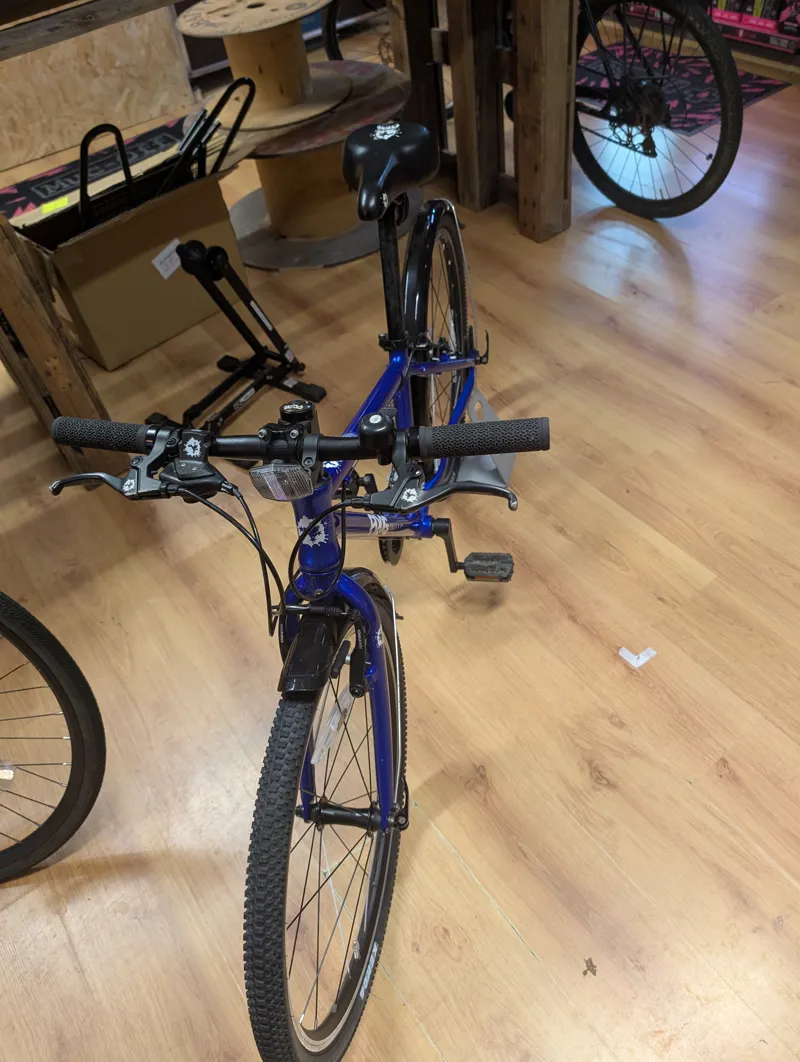 Frog 61 24 Wheel Hybrid Kids Bike - Preloved-1