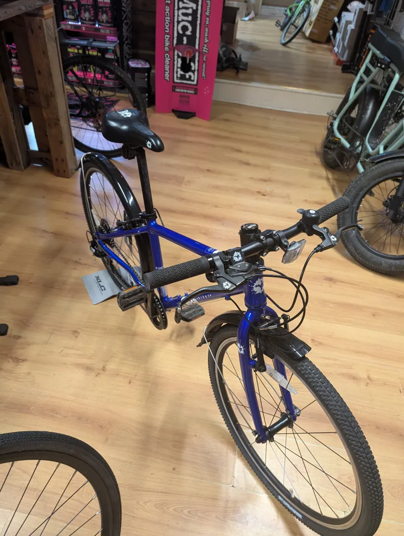 Frog 61 24 Wheel Hybrid Kids Bike - Preloved