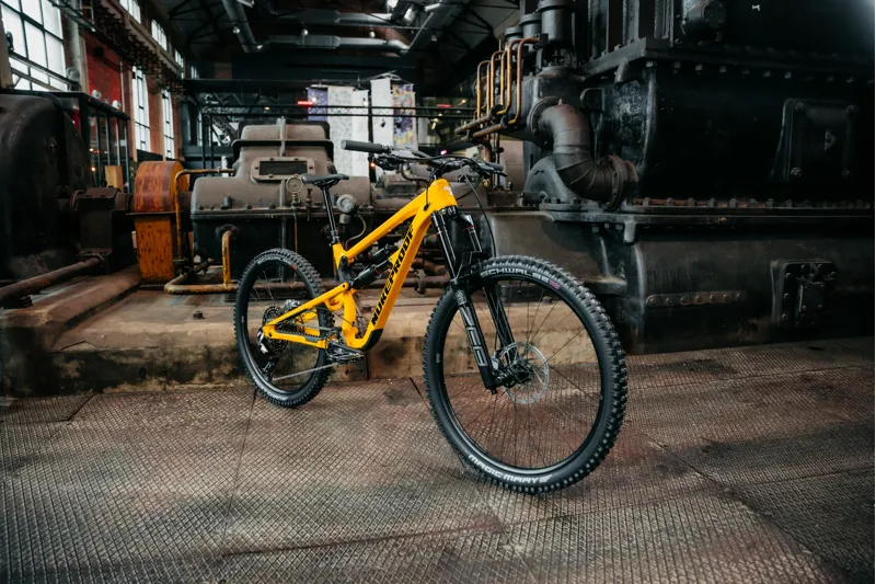 Nukeproof Mega 297 290 Alloy Pro MEA01Bs in Yellow