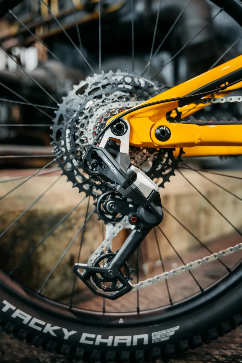 Nukeproof Mega 297 290 Alloy Pro MEA01Bs in Yellow-4
