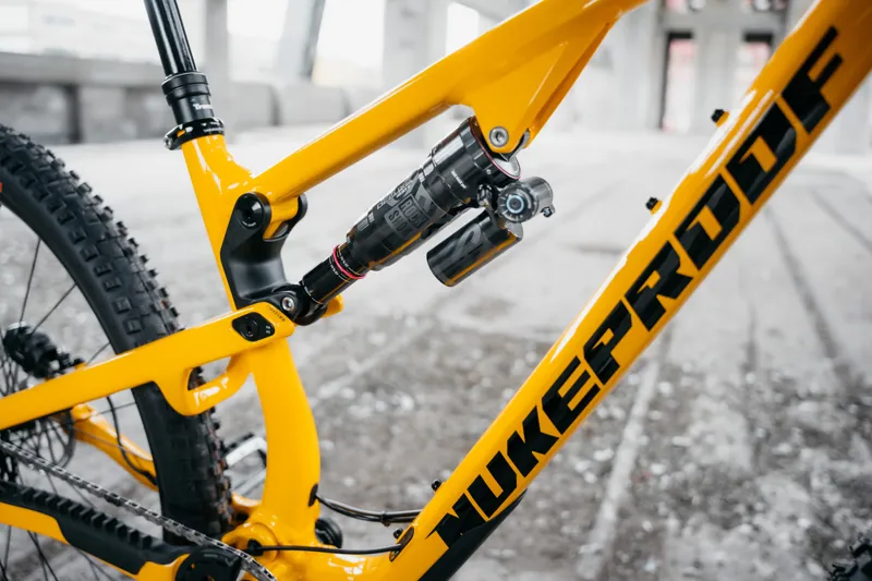 NUKEPROOF Reactor 290 Alloy Pro Eagle90 in Yellow-3