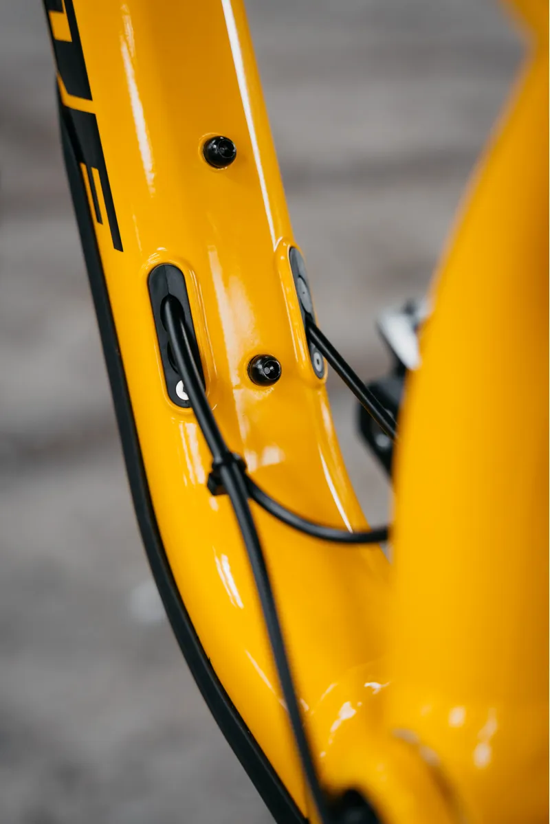 NUKEPROOF Reactor 290 Alloy Pro Eagle90 in Yellow-8