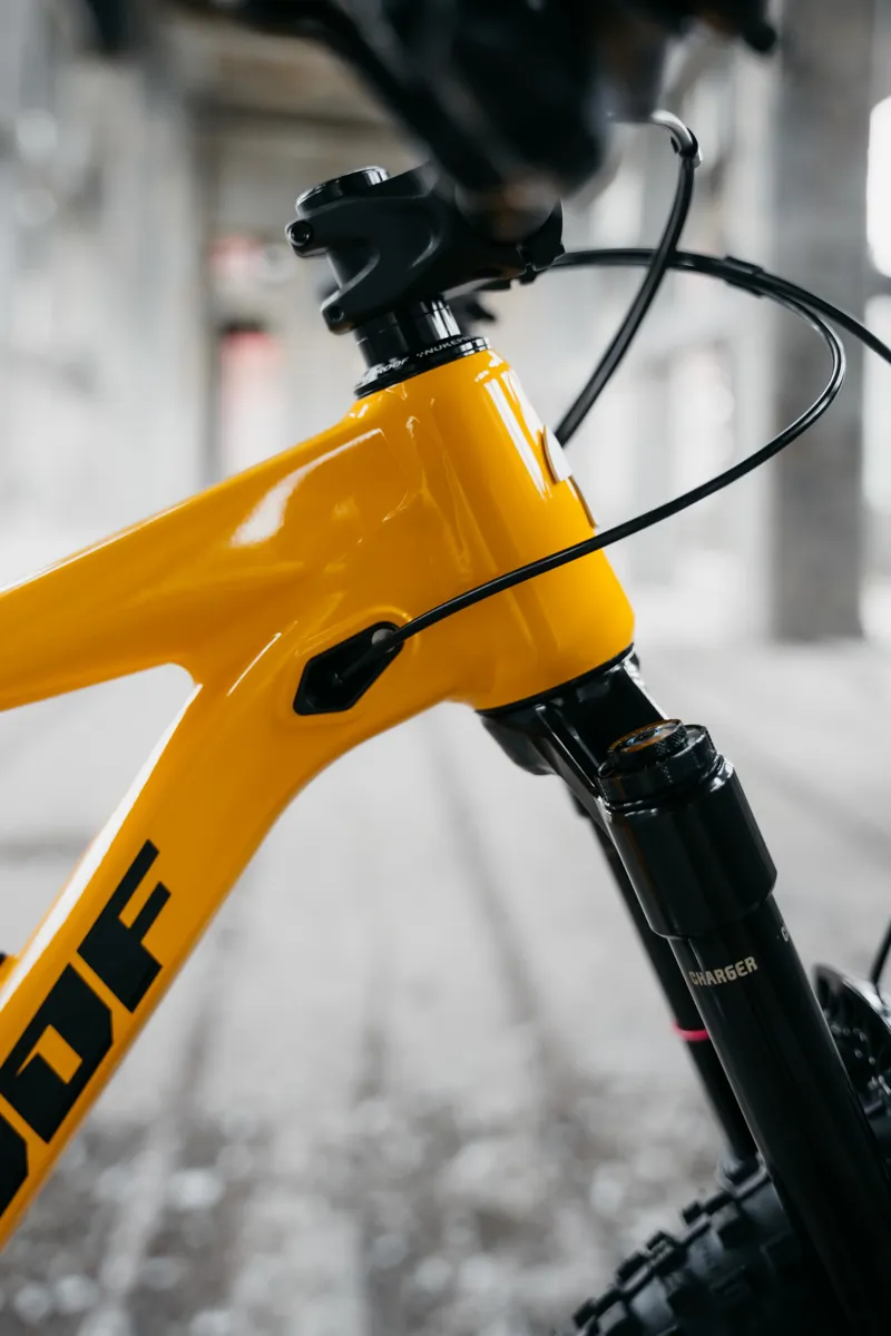 NUKEPROOF Reactor 290 Alloy Pro Eagle90 in Yellow-12