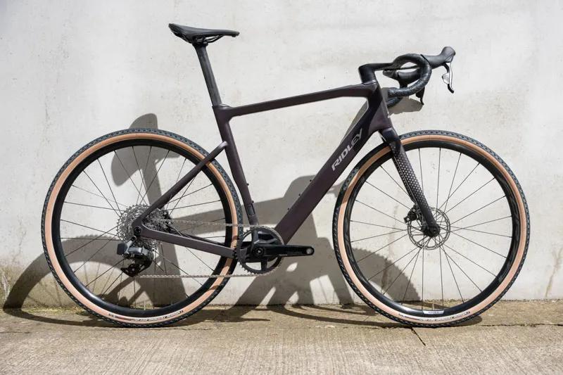 Ridley E-Grifn Road in Dark Plum Metallic - Shimano 105 - 2x12