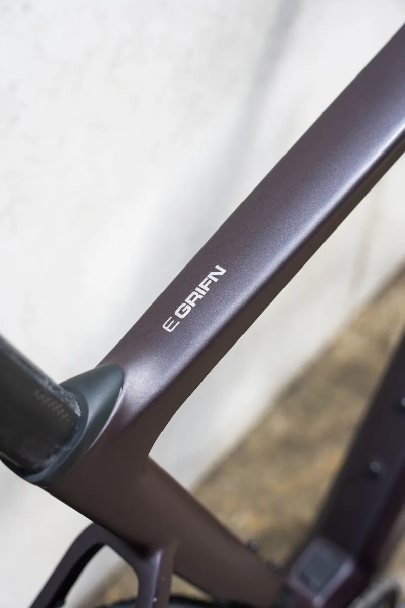 Ridley E-Grifn Road in Dark Plum Metallic - Shimano 105 - 2x12-1