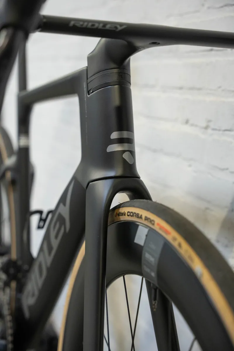 Ridley Noah Fast 3.0 in Black - Shimano Ultegra DI2 2x12sp-3