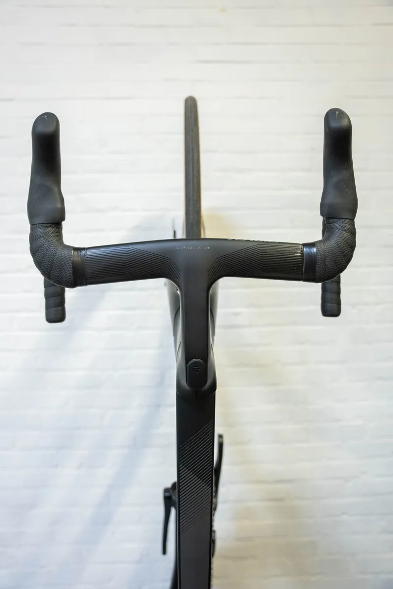 Ridley Noah Fast 3.0 in Black - Shimano Ultegra DI2 2x12sp-4