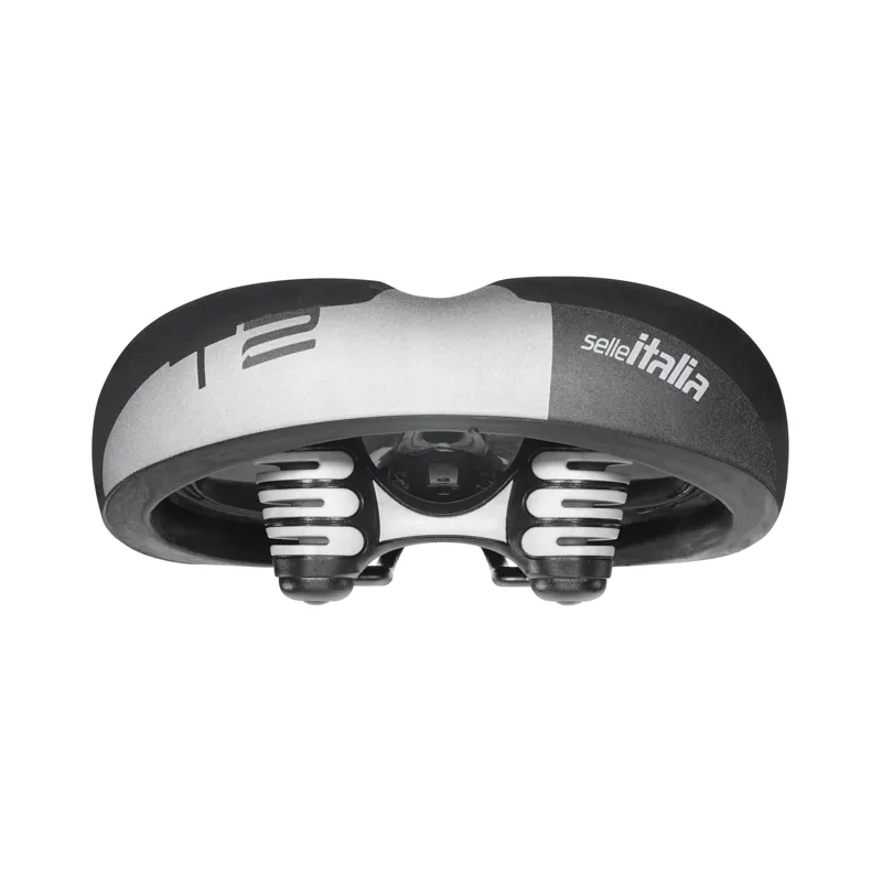 Selle Italia T2 Flow Commuter Saddle in Black-1