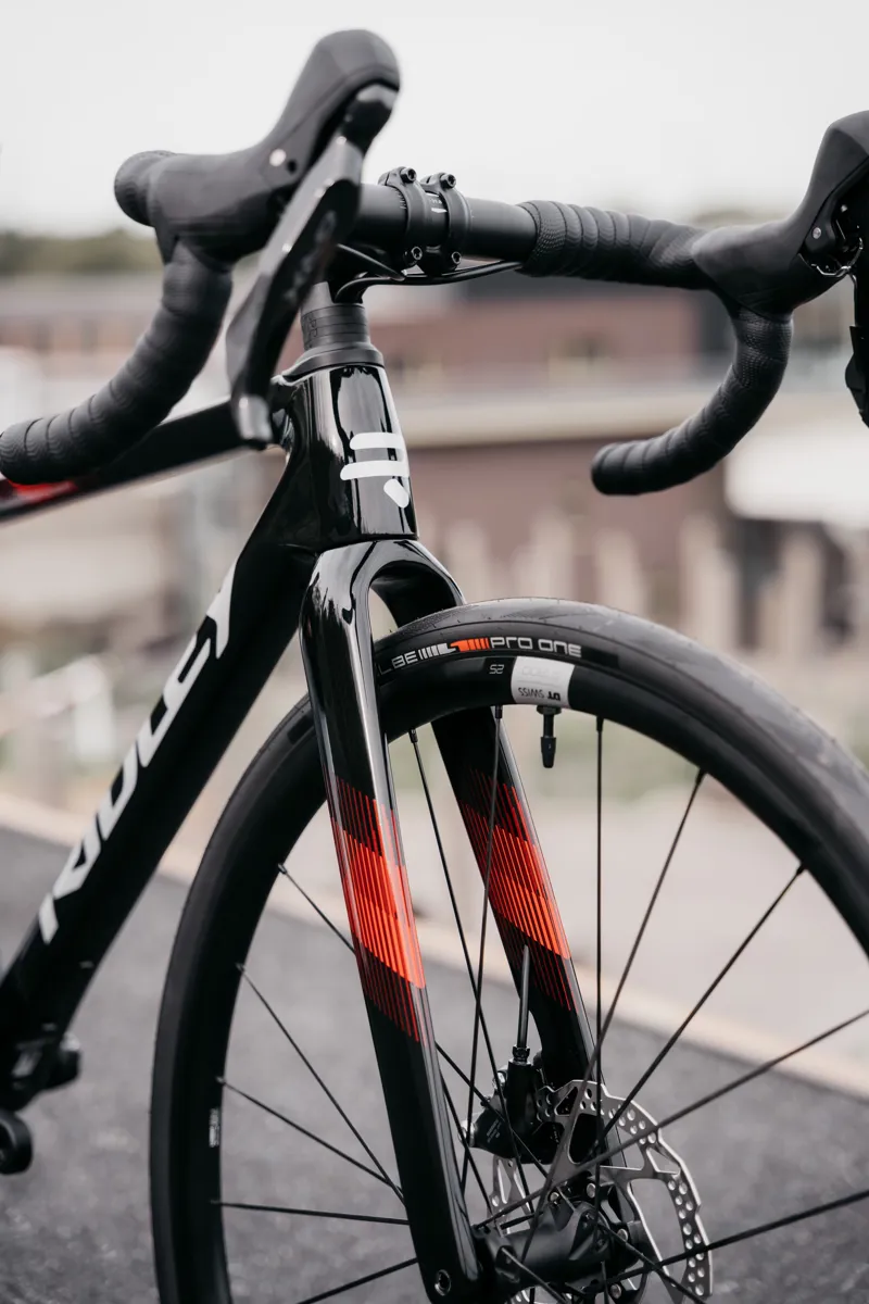 Ridley Yungstr with Shimano GRX400 2x10 speed groupset in Black-2