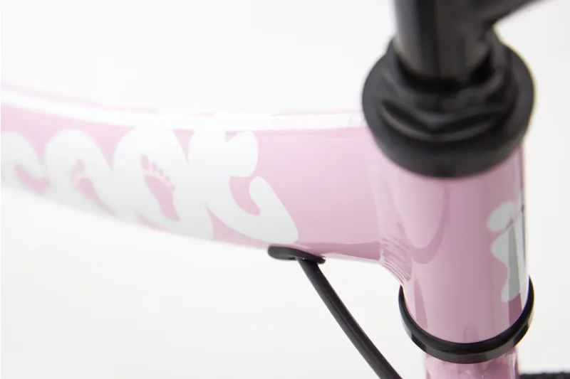 Ridgeback Scoot XL Balance Bike in Pink-7